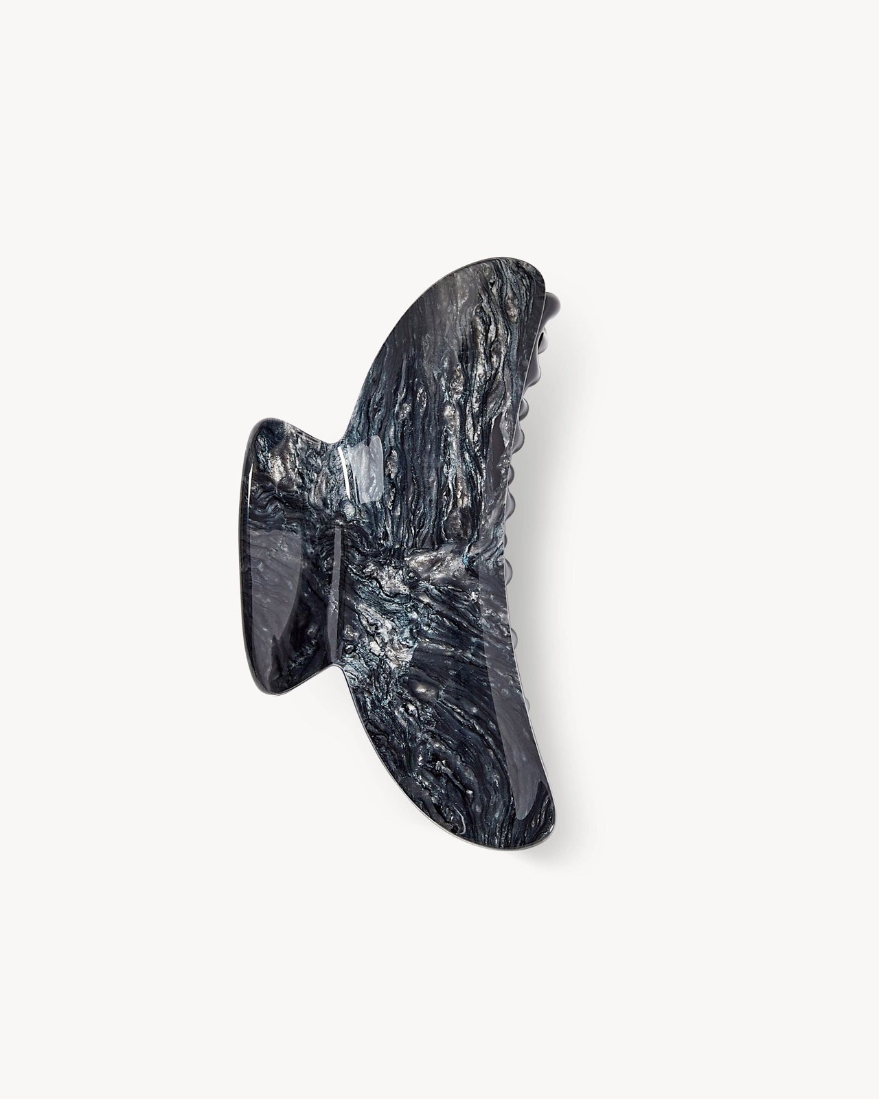 Grande Heirloom Claw in Obsidian