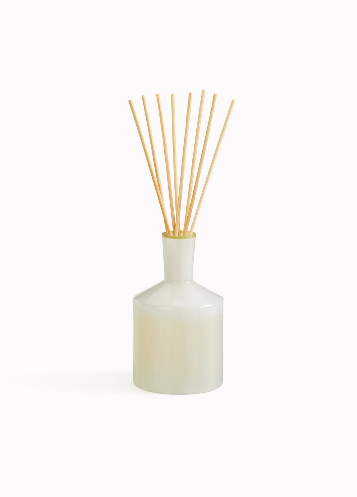 6.0oz Feu de Bois Classic Reed Diffuser - Ski Hous (Avail:08/24/26)